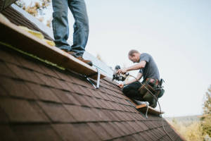 Local Roofers in Urbana, IA